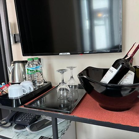 The Queen Airport Hotel-Round Trip Airport Service Arnavutkoy Exteriér fotografie