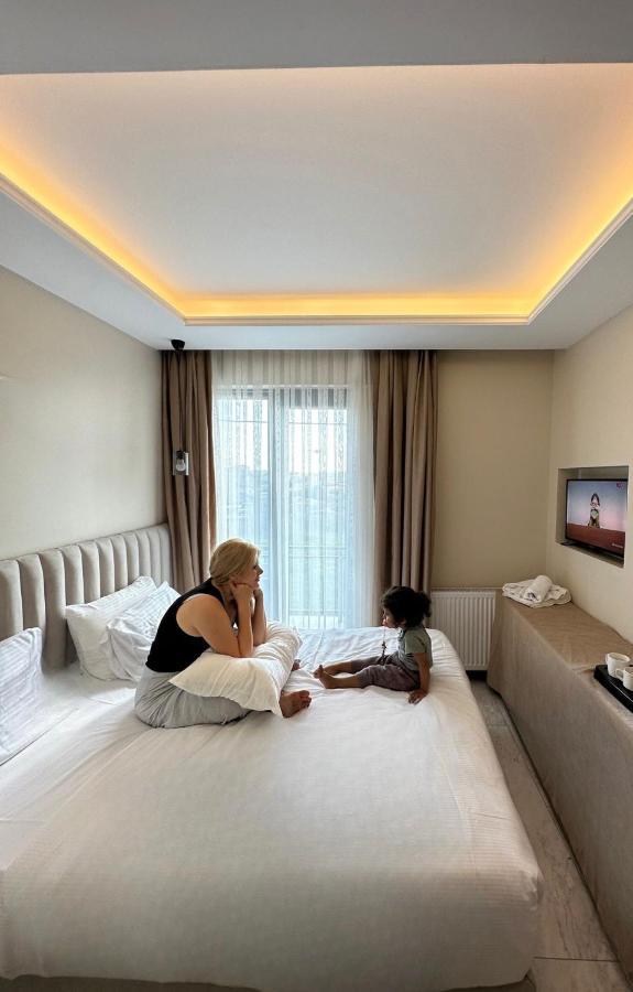 The Queen Airport Hotel-Round Trip Airport Service Arnavutkoy Exteriér fotografie