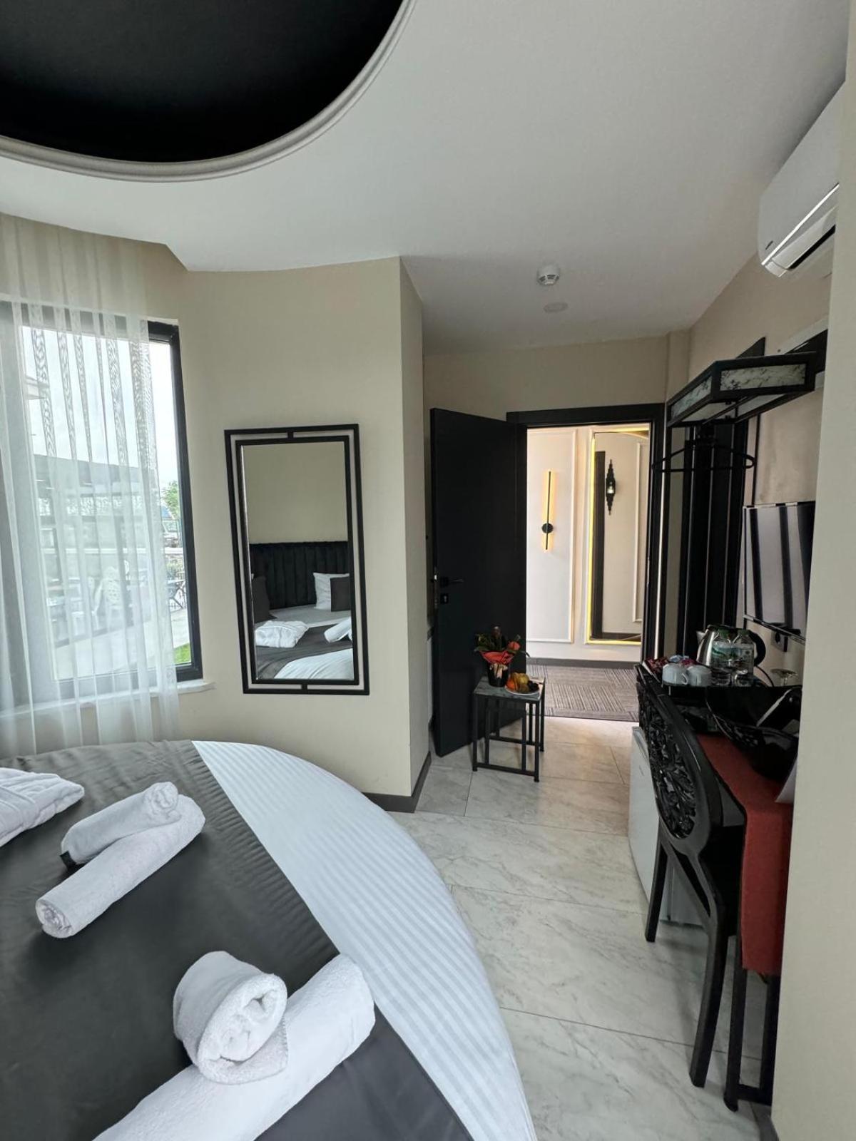 The Queen Airport Hotel-Round Trip Airport Service Arnavutkoy Exteriér fotografie